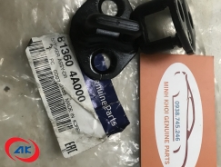 GHẾT CỬA TRƯỚC	HD65/72 - 813604A000