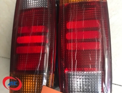 ĐÈN LÁI SAU TRÁI PHẢI K2700/ K3000 -  0K60051150 / 0K6B051160