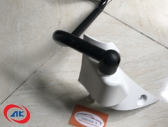 GỌNG KÍNH CHIẾU HẬU NGOÀI PHẢI	FD020-FD045 / 1B178820M00022