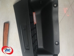 ỐP BÀN ĐẠP LÊN XUỐNG CABIN CÓ PHẢN QUANG FUSO CANTER 6,7 -  PPGF36