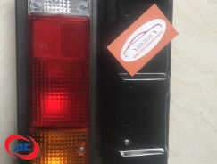 ĐÈN LÁI SAU 	FUSO CANTER 4.9 - MK581026 / MK581026