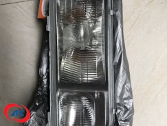 ĐÈN PHA COS PHẢI ISUZU FTR - 1821104800