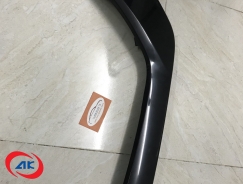 ỐP GÒ MÁ PHẢI	IZ650 - KN3-V21116-A