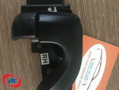 TAY MỞ CỬA TRONG,L2, PHẢI, HD65/72 - 823205H001