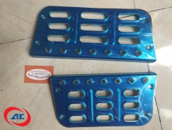 BÀN ĐẠP LÊN XUỐNG CABIN CHENGLONG H7 ĐK - H73-8405103 / H73-8405153