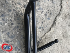 GỌNG KÍNH CHIẾU HẬU NGOÀI, PHẢI 	AUMARK 198/250 - 1B18082100038