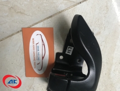 TAY MỞ CỬA TRONG, TRÁI, L2	HD65/72 - 823105H001
