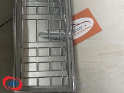 ỐP TRANG TRÁI BÊN HÔNG ĐÈN PHA PHẢI FLD250 E4 - 1B15853100056