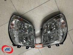 ĐÈN PHA COS, TRÁI , PHẢI (CÓ ĐÈN LED) OLLIN - L0371010004A0 / L0371010003A0