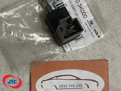 CÔNG TẮC STOP/ CÔNG TẮC CHÂN PHANH HD65 / HD72 - 938403K000