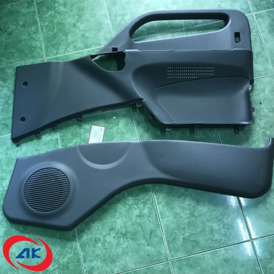 Táp pi Cửa Phải . Hd65/72 - 811025H906TH