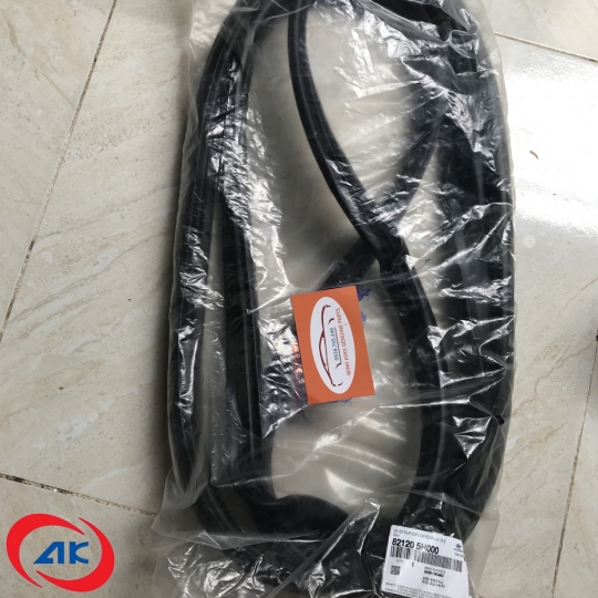 ROONG KHUNG CỬA PHẢI , HD65/72 - 821205H000