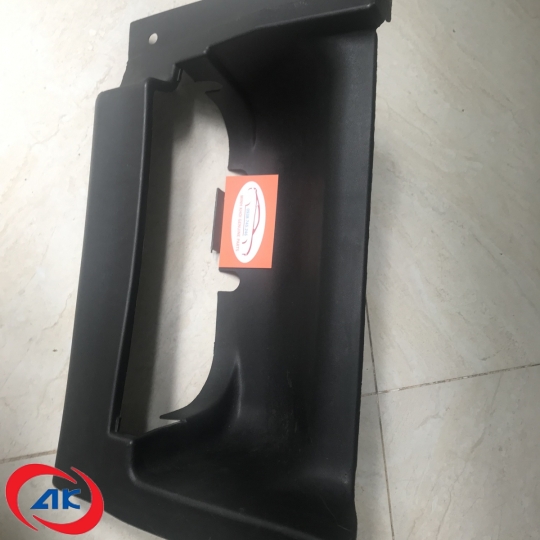 ỐP BÀN ĐẠP LÊN XUỐNG CABIN, NGOÀI, TRÁI (NHỰA) , HD65/72 - 869205H000