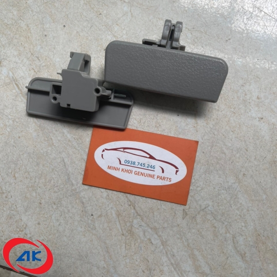 TAY MỞ HỘP CỐP PHỤ TÁP LÔ	TOWNER 950 / TOWNER VAN - 73220C3000T