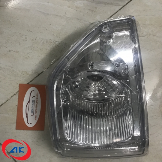 ĐÈN LÁI SAU MÀU TRẮNG LH	SAMCO 35 C - HC-B-2352-1TL