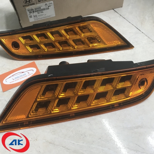 ĐÈN MUI LƯỚT GIÓ TRƯỚC  HB120 E4 /TB120/TB82/TRACOMECO - 923058D420 / 923068D420
