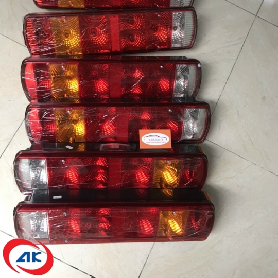 ĐÈN LÁI SAU AUMAN - 1325836500002 / 1325836500001