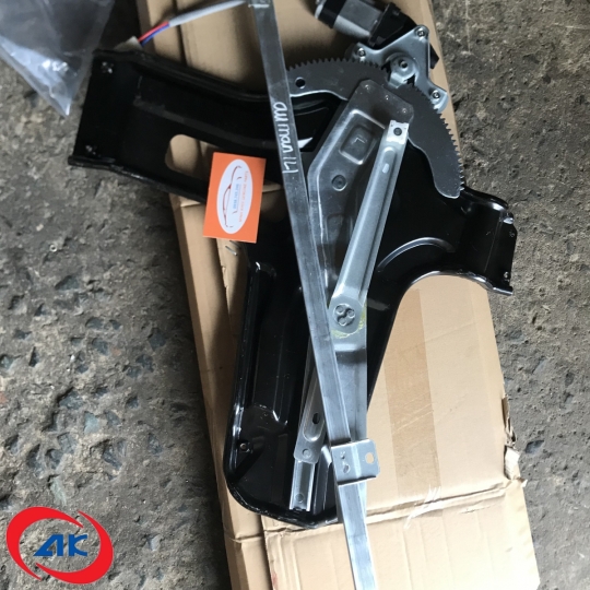COMPA + MÔ TƠ NÂNG HẠ KÍNH, TRÁI	AUMAN C3000 - 1B24961400101