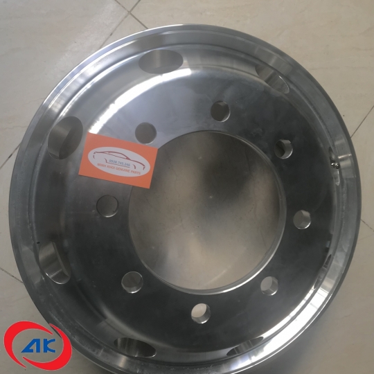 MÂM BÁNH XE 6.75 X 19.5	TB85 - CNA6800Y675195