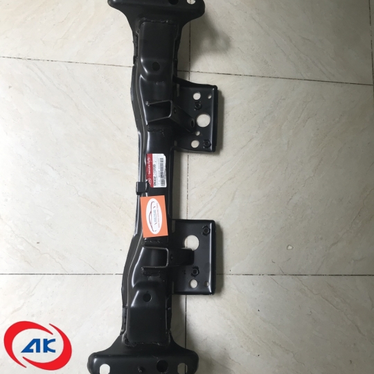 BÁT ĐỠ THƯỚT LÁI BẰNG SẮT	K27 - 0K60A34800B