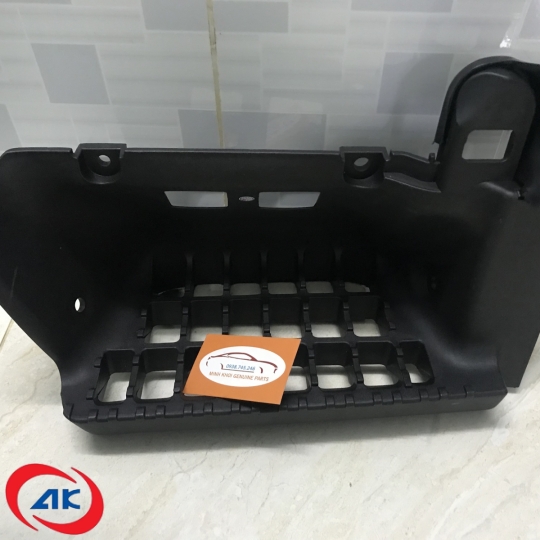 BÀN ĐẠP LÊN XUỐNG PHẢI  ISUZU QKR 1,9 - 8405021W134