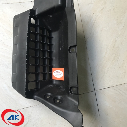 ỐP BÀN ĐẠP LÊN XUỐNG TRÁI	IZ65 - BN3-560750-12-L