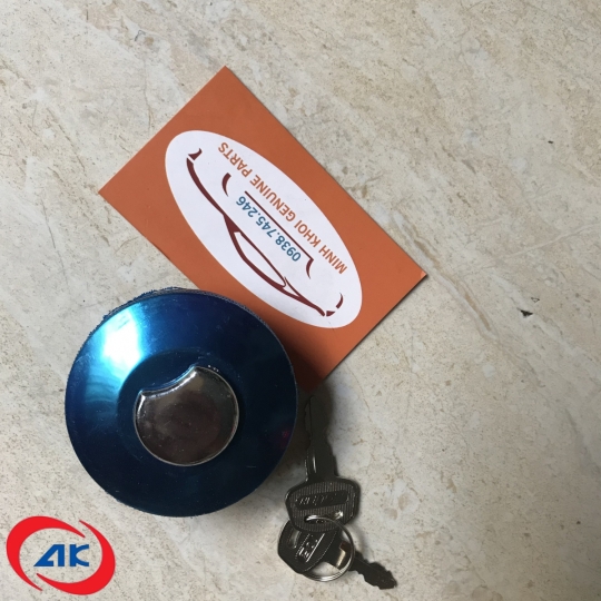 NẮP THÙNG XĂNG  TOWNER 750  - 8926065AK0