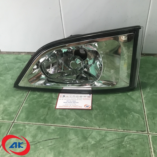 Đèn pha trái Vinaxuki 500kg