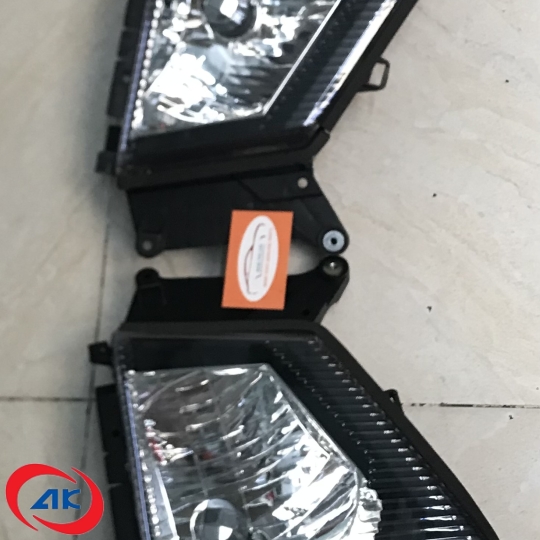 ĐÈN PHA COS 	ISUZU QKR - 8980098261 / 8980098271