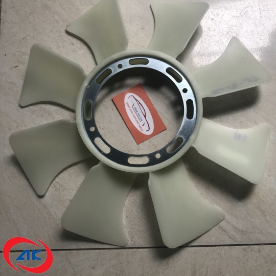 CÁNH QUẠT LÀM MÁT KÉT NƯỚC K2700/ K3000 - 252614Z100