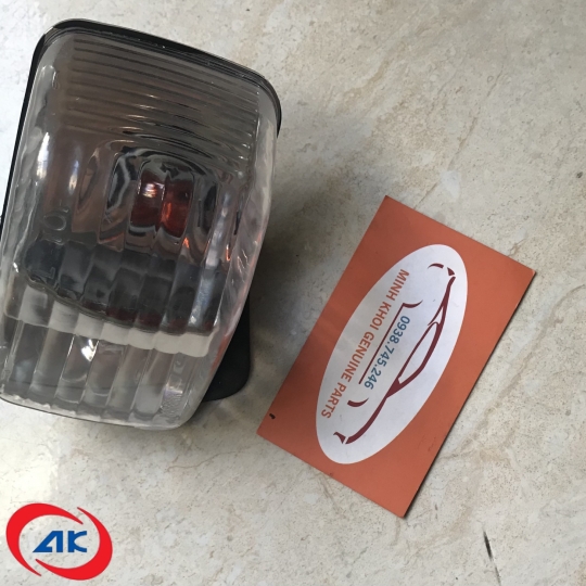 ĐÈN XI NHAN HÔNG CỬA TRÁI	ISUZU 130PS - 266888LH