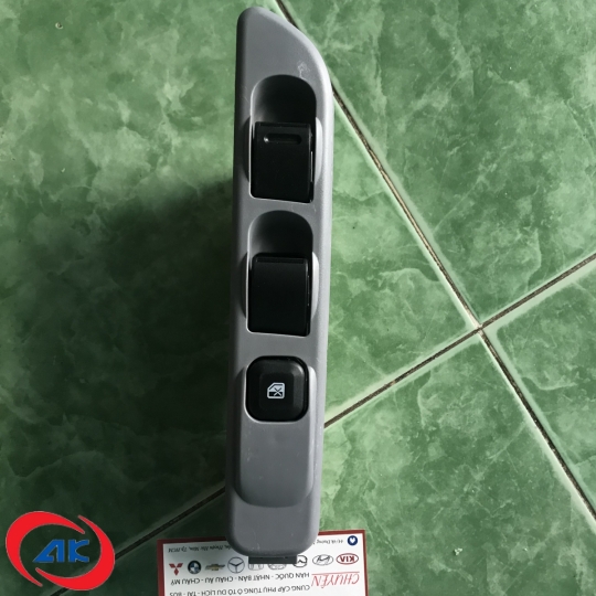 Công tắc bấm kính trái fuso - MK387781 L2