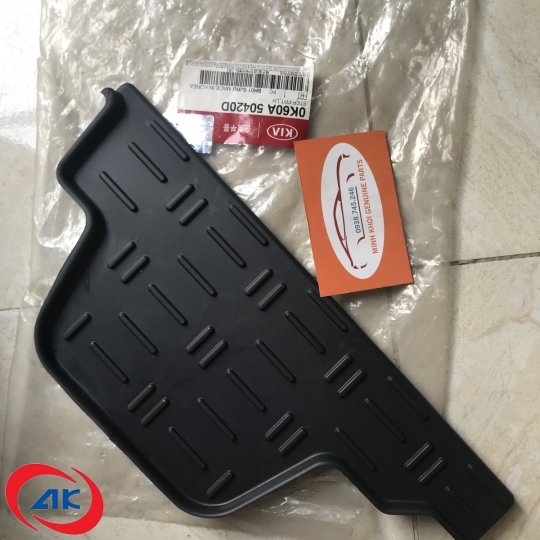 ỐP BÀN ĐẠP NHỰA TRÁI	K2700 - 0K60A50420D