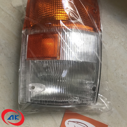 ĐÈN XI NHAN PHẢI	ISUZU  NQR - 210-13947