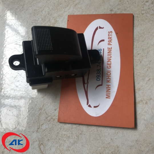 CÔNG TÁC BẤM KÍNH CỬA PHẢI	IZ49 - 8-53265052RH