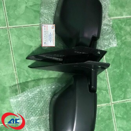 KÍNH CHIẾU HẬU TOWnER 950 - 84710C3000 / 84720C3000