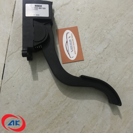 Bàn đạp chân ga có cảm biến điện, IZ49 - 280002687
