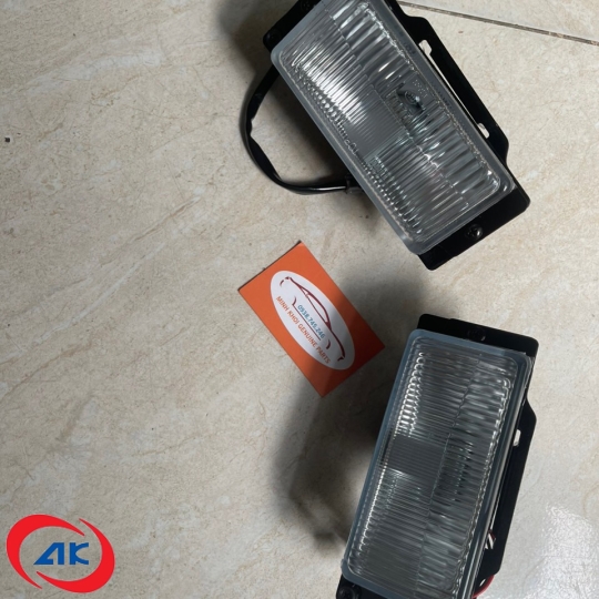 ĐÈN CẢN TRƯỚC ISUZU QKR - DZ1300301 / DZ1300201