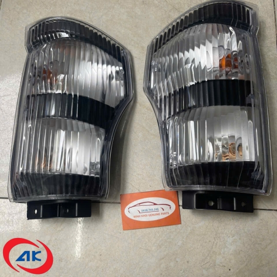 ĐÈN XI NHAN TRÁI PHẢI ISUZU QKR - 2131530LWA / 2131530RWA