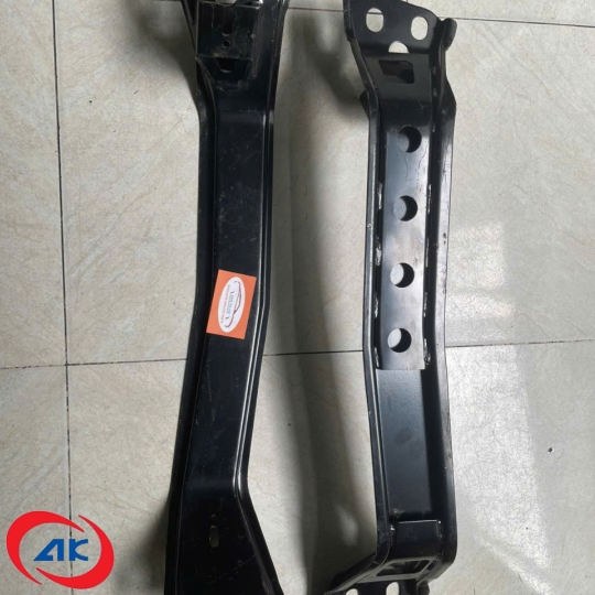 TÀ VẸT ĐỘNG CƠ ( 11661-C2900)	TOWNER 950A - 11660C2900