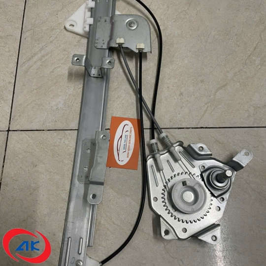 COMPA NÂNG HẠ KÍNH, TRÁI, CƠ	CANTER 1,9 - 5 TẤN - MC146252